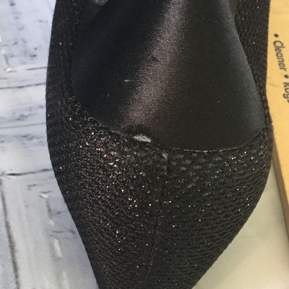 Chines Laundry Black Pumps - Picture 7 of 8